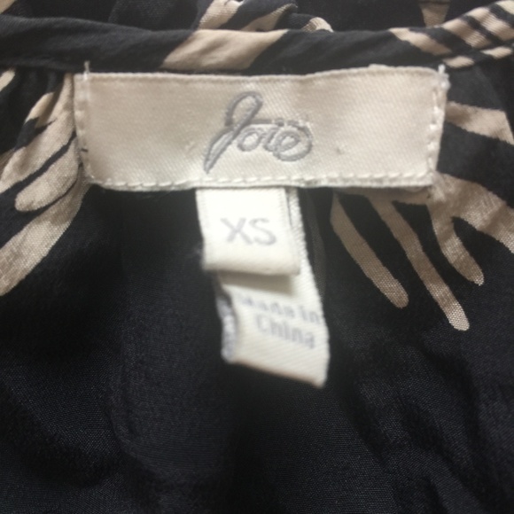JOIE Black & Tan 'Edita' Abstract Silk Blouse XS - Picture 4 of 8